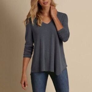 Soft Surroundings Gray V Neck Sweater Long Sleeve Asymmetric hemline Size Medium